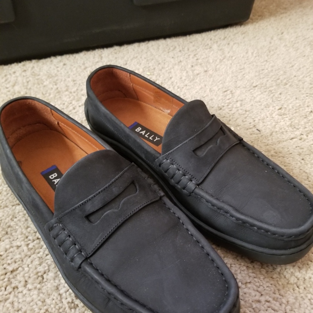 NWOT Never worn Bally men's shoes